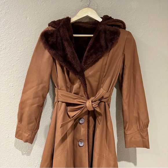 Vintage 60/70s Bonders Orange Fur Hood Trench Coat Button Belted Size S retro - Picture 2 of 14